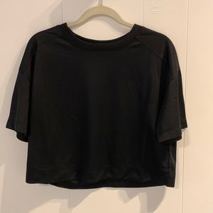 Everlane Active Tee